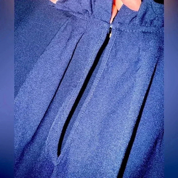 Kimi + Kai Maternity "Karlena" Flutter Sleeve Top Size Large - Picture 5 of 8